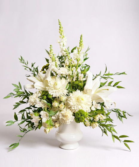 Graceful Serenity Urn